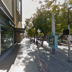 Museum of Illusions — Third St. Promenade