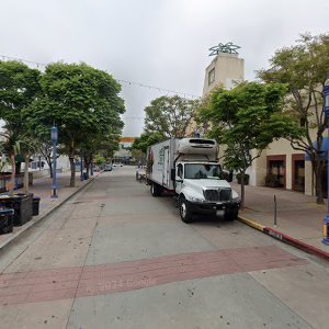 Makenna Koffee Company — Westwood Village