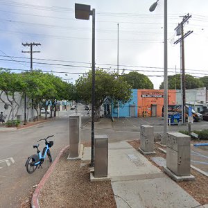 Starbucks Pickup (Main & Ashland) — Main St.