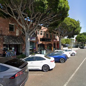 Flannel (Larchmont) — Larchmont