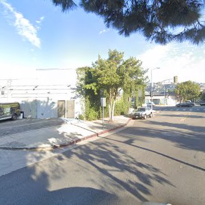 Mejuri (Melrose Place) — West Melrose