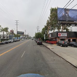 Régalade — W. 3rd St.