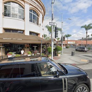 Alfred Coffee (N Canon Dr) — Beverly Hills